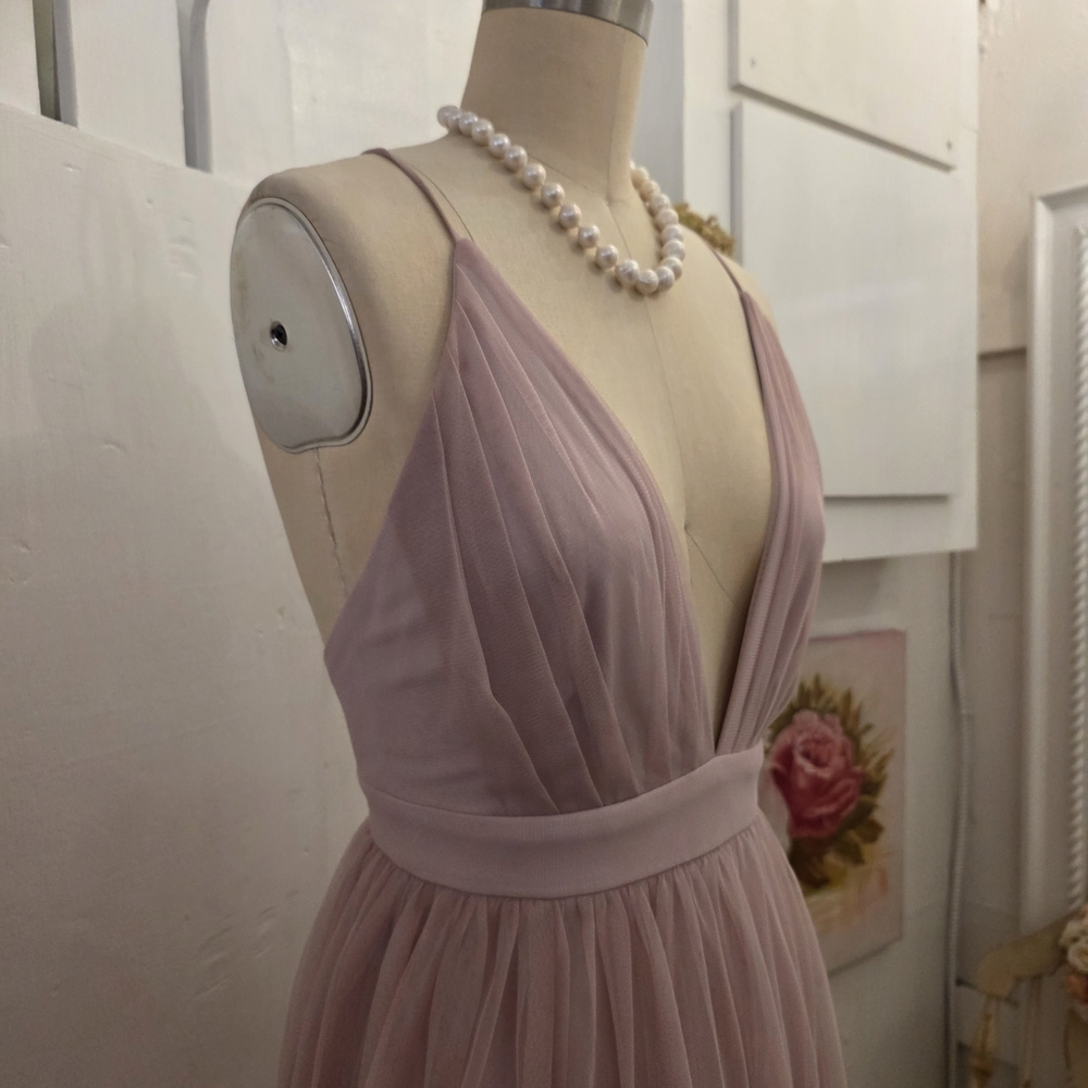 Elegant Pink Sleeveless Dress